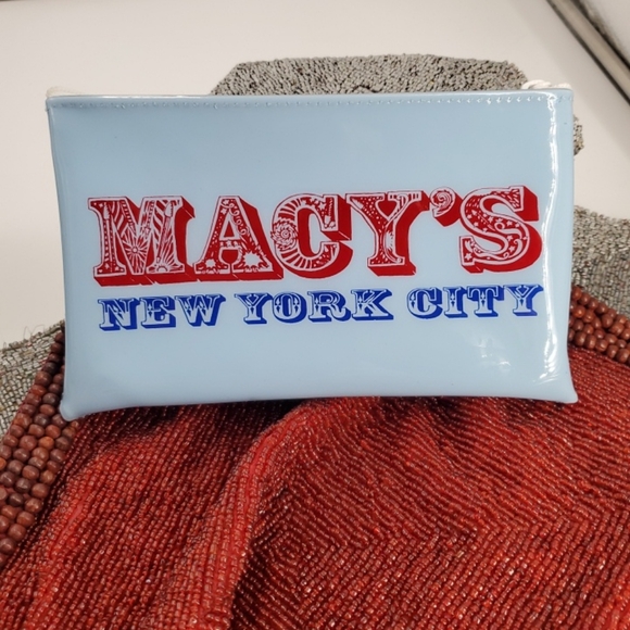 Y2K Macy's New York City Cosmetics Bag (C13)** - Picture 1 of 9